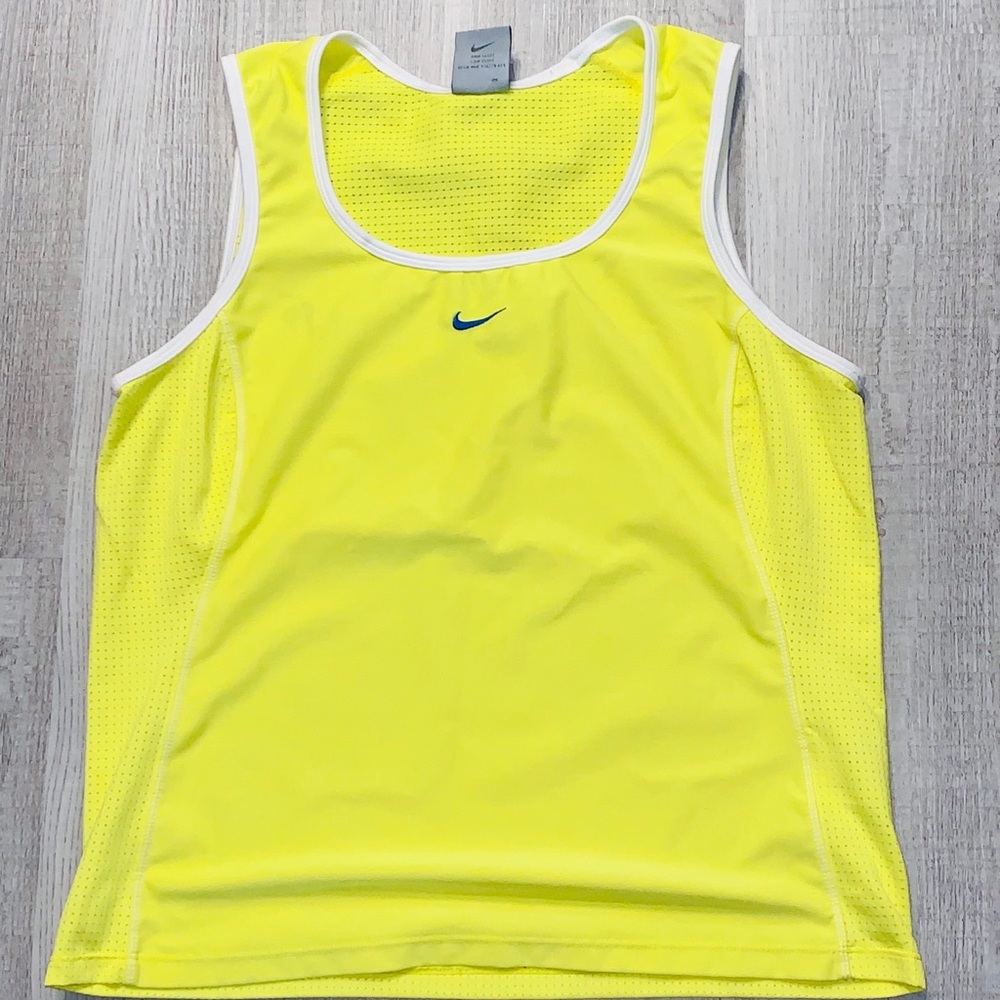 Nike Tank✨